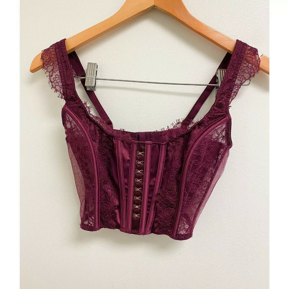 Victoria's Secret VS Purple Lace Corset Style Top EUC Size Small